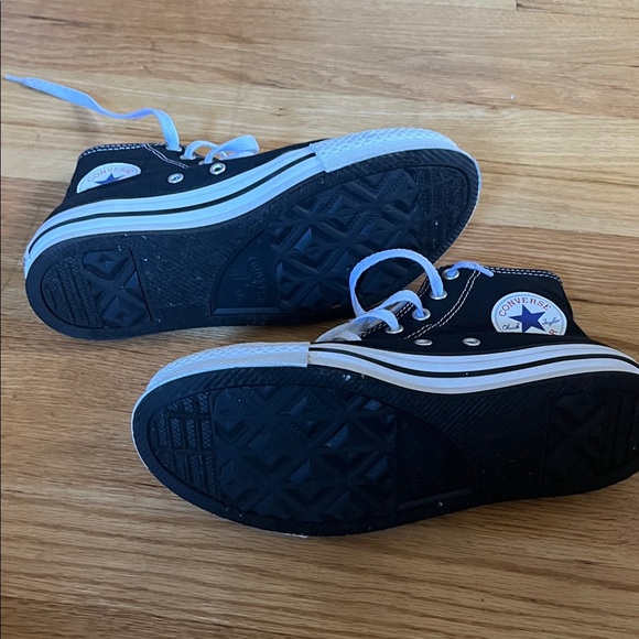 Converae Black and White Kids High-Top Sneakers - Picture 3 of 5